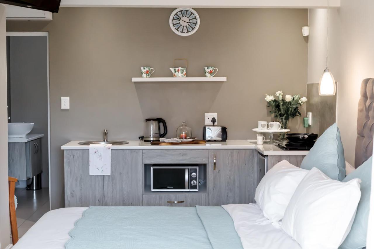 Wagtails Guest House Port Elizabeth Esterno foto