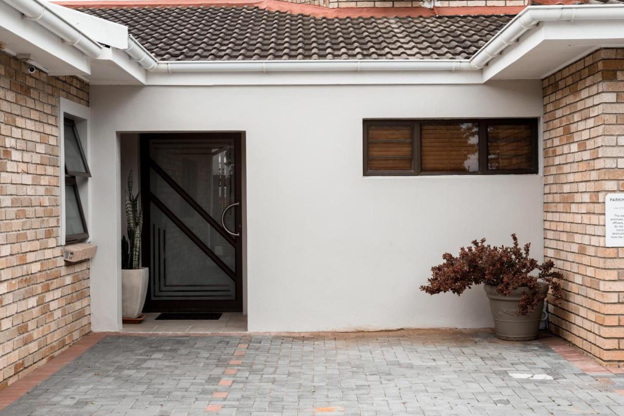 Wagtails Guest House Port Elizabeth Esterno foto